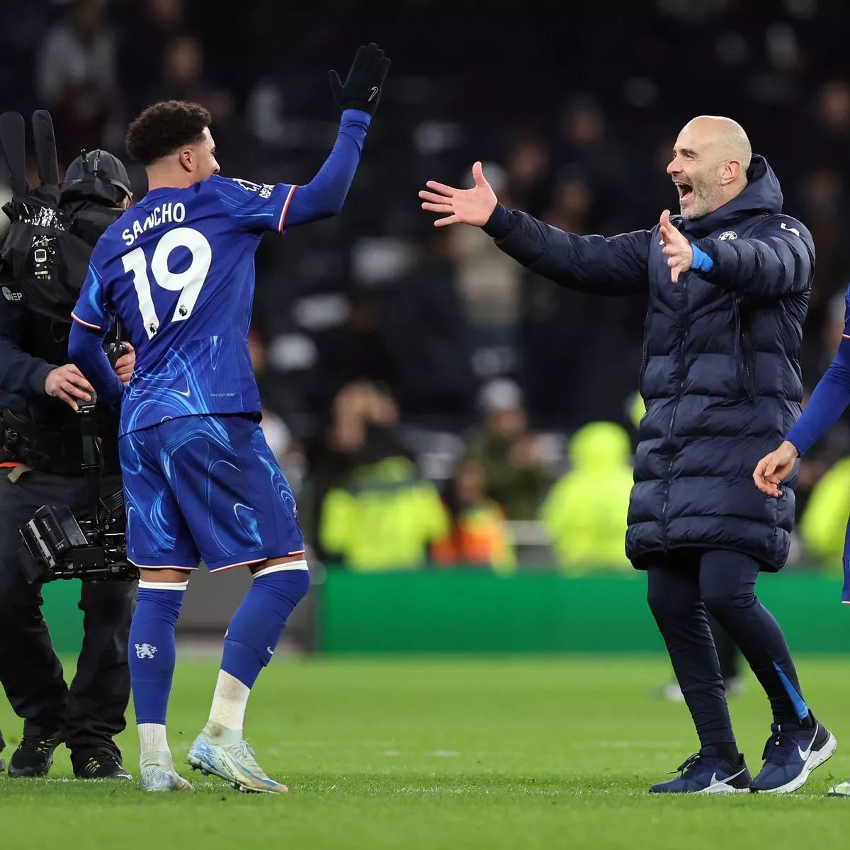 切尔西冲击英超前四苦战不停