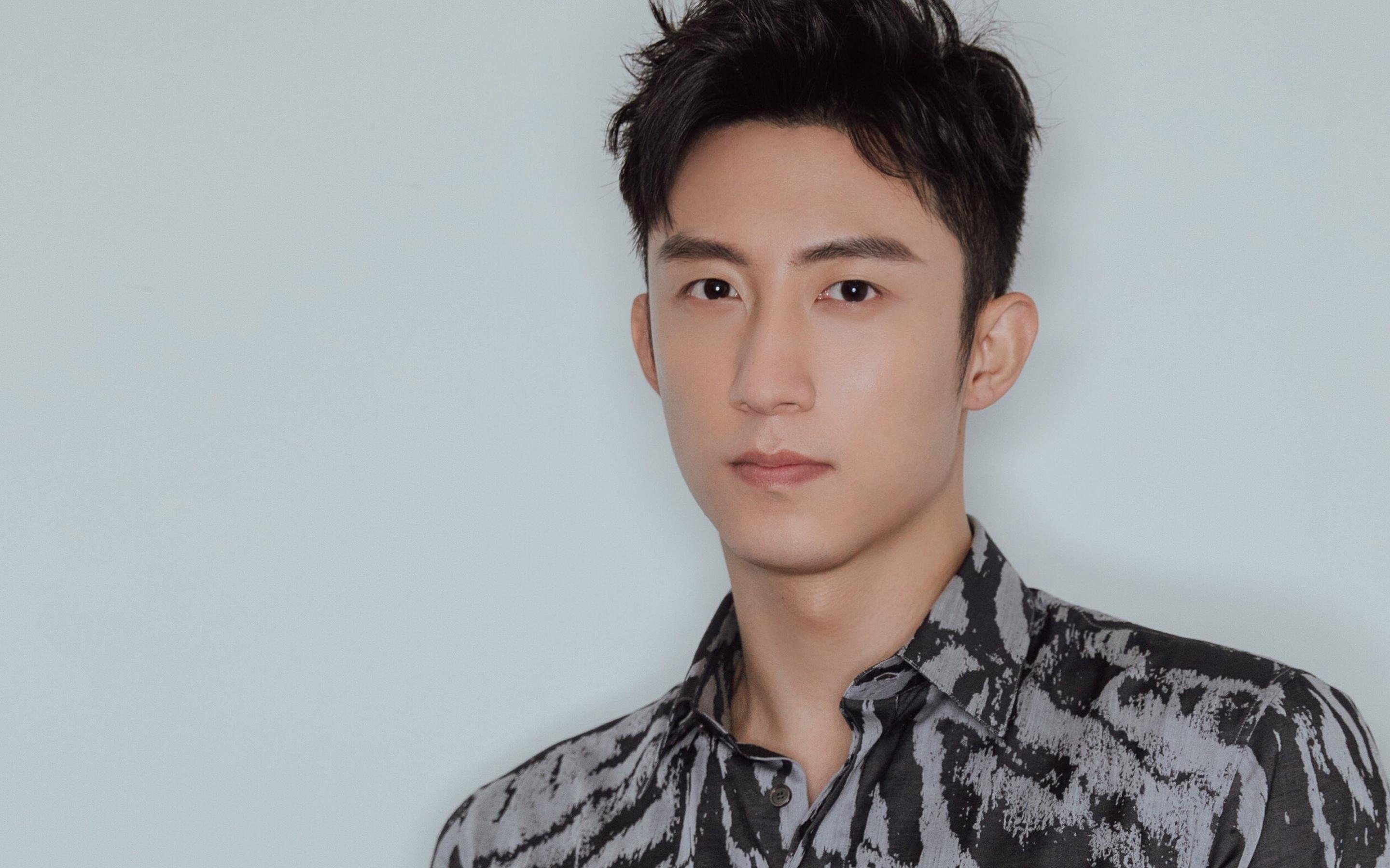 独行侠的第三位神,东契奇东决关键战上演王者降临,连续暴击撕裂防线