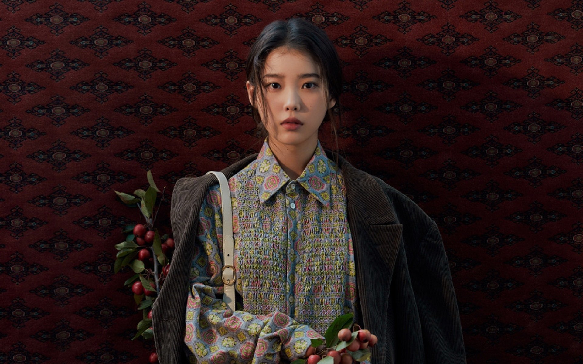 蓝色闪电与红色风暴，奥斯梅恩的英超接管与曼城的欧冠绝杀法则